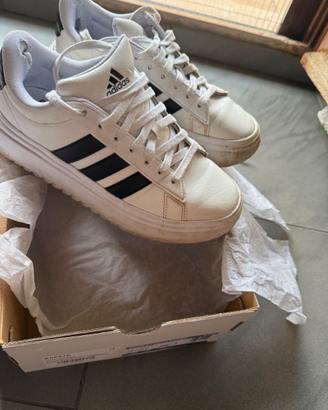 Adidas GRAND COURT PLATFORM 41 1/3