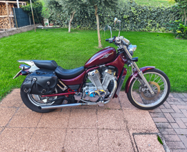 Suzuki intruder vs 800