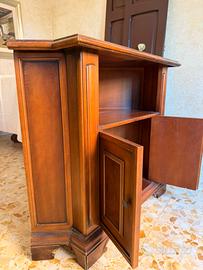 Mobile portatv in legno