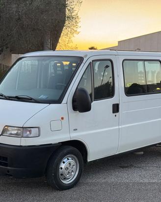 Peugeot Boxer 2.8 HDi 126cv 9 posti