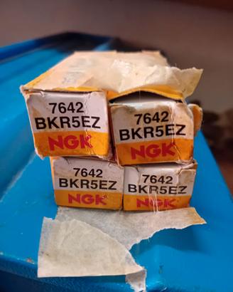 Candele auto BKR5EZ