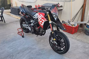 Aprilia DorsoDuro 750 2010