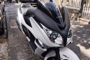  Honda sw-t 400
