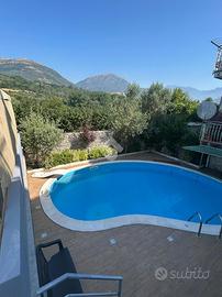 3 LOCALI A GIFFONI SEI CASALI