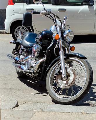 Honda shadow spirit fire 750 Custom