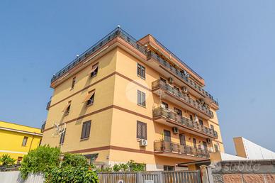 2 LOCALI A ROMA