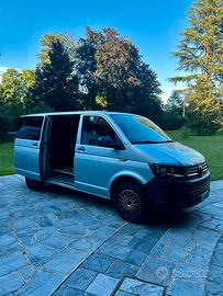 Volkswagen T6 Caravelle - 9 posti / Camperizzato