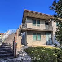 BIFAMILIARE INTERA - IDEALE PER DUE NUCLEI FAMILIA