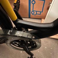 BICICLETTA CUBE TOURING