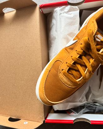 Scarpe nike field nuove