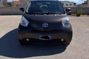 Toyota iQ 1.0 Sol 3porte 4 posti