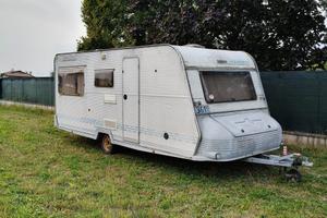 Roulotte Rimor Polaris