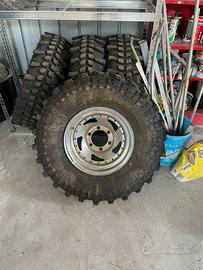 Gomme lakesea alligator 33 10.50 15 con cerchi
