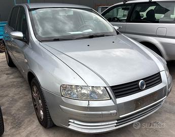 FIAT STILO per ricambi usati