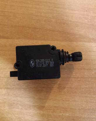 Attuatore Baule BMW E39 67118377569