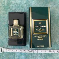 Profumo vintage mignon: Guerlain Vetiver