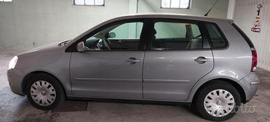 POLO VOLKSWAGEN