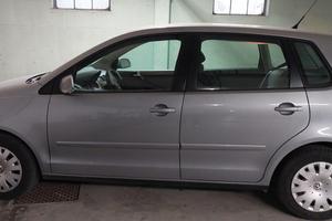 POLO VOLKSWAGEN