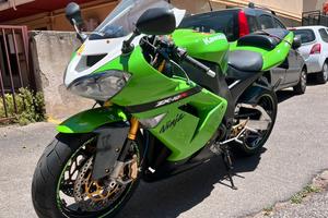 KAWASAKI NINJA ZX10R del 2004 - 20.000 km