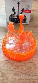 Vassoio con menage olio sale pepe Bodum design 