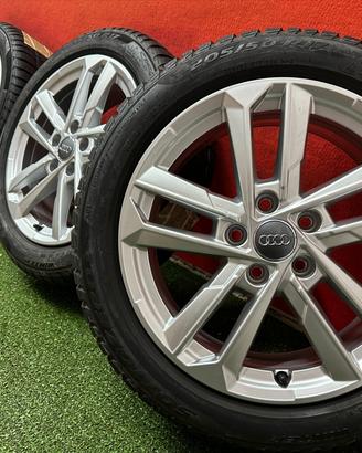 Cerchi Audi A3 Gomme 99% 2021 Invernali 205 50 17