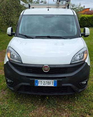 Fiat Doblo Doblò 1.4 T-Jet Natural Power PL-TN Car