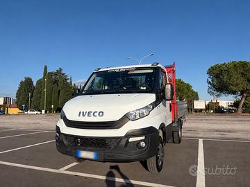 IVECO DAILY 35 Q.LI 120 CV-RIBALTABILE TRILATERALE