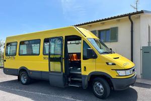 Scuolabus 50c13