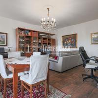 AMPIO QUATTRO LOCALI CON TERRAZZO, Savena, Bologna