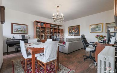 AMPIO QUATTRO LOCALI CON TERRAZZO, Savena, Bologna