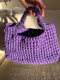 Borsa uncinetto fatta a mano viola