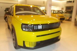 FIAT Grande Panda Hybrid Hybrid Icon 338.7575...