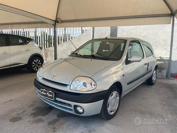 Renault Clio 1.2 cat 3 porte