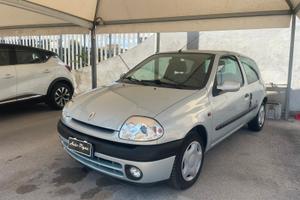 Renault Clio 1.2 cat 3 porte