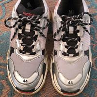 Balenciaga Triple S 