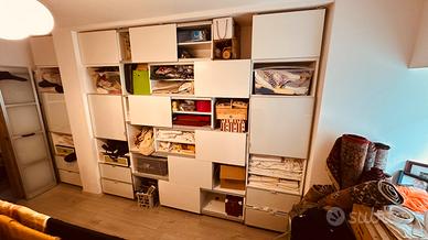 Composizione moduli “Besta” IKEA
