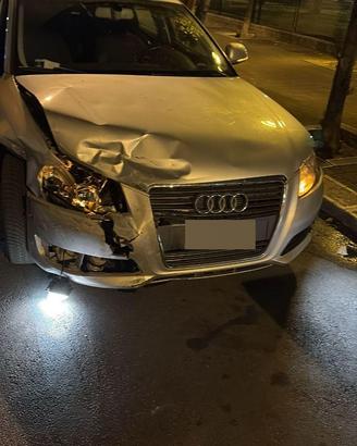 Audi A3 Sportback 1.4 TFSI (125 CV) - INCIDE
