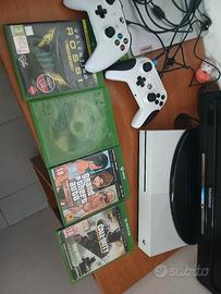xbox one s + 2 joypad e giochi