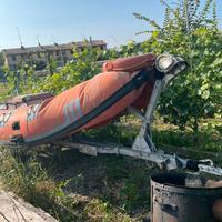 Carrello e gommone