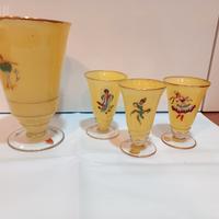 brocca e bicchieri 