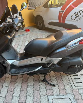 Yamaha XMAX