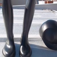 Casco e stivali da ippica per ragazzo / ragazza