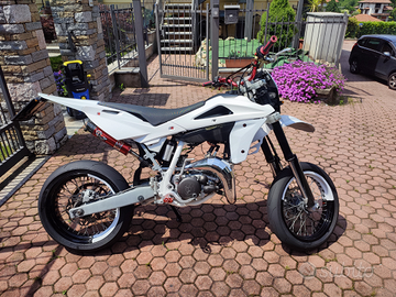 Husqvarna sm 125 2010