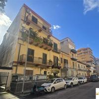 STRASBURGO: APPARTAMENTO P. TERRA CON ESTERNO