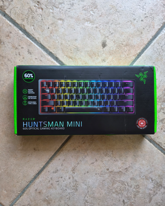RAZER Huntsman Mini Switch rossi, Layout FR