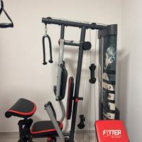 Palestra completa tenuta benissimo