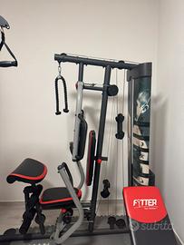 Palestra completa tenuta benissimo