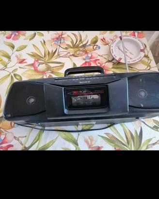 Sony - Radio + Cassetta 