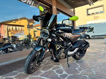 Husqvarna svartpilen 401