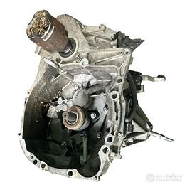 CAMBIO MANUALE COMPLETO RENAULT Clio Serie D4FD7 B